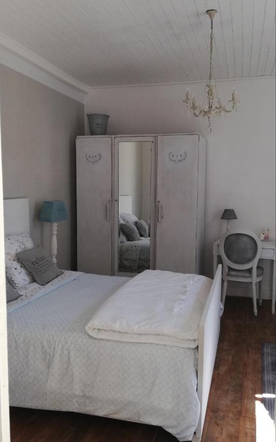 Chambre D'Hote Equestre Au Petit Bonheur Chateldon Buitenkant foto